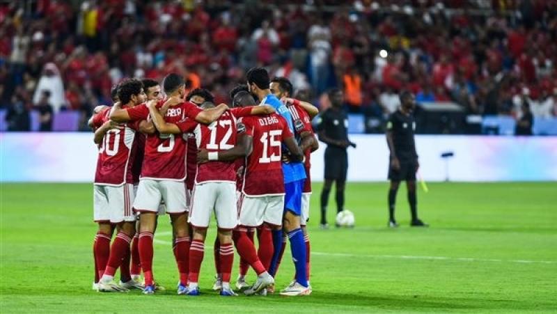 طبيب الأهلي يكشف سبب غياب ثلاثي الفريق عن مباراة المصري