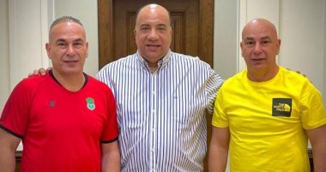 محمد مصيلحى وحسام وابراهيم حسن