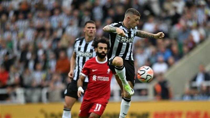 ليفربول بـ 10 لاعبين يخطف فوزا مثيرا من نيوكاسل