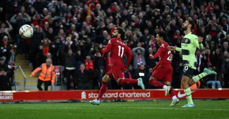 ليفربول يفرط في صدارة الدوري الإنجليزي بالتعادل مع مانشستر سيتي