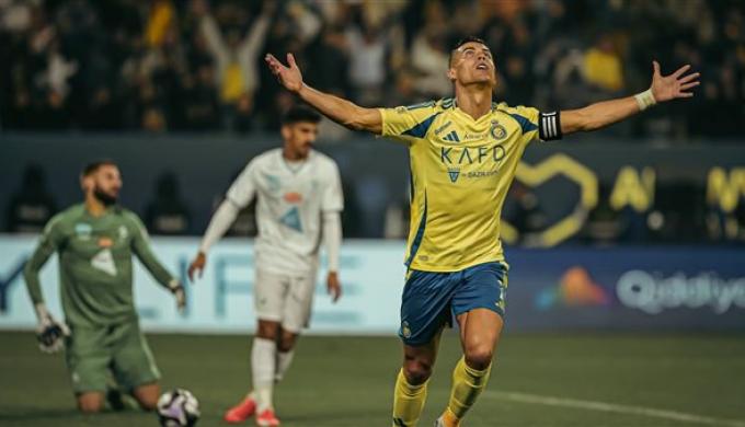 ليس موسمًا واحدًا، النصر السعودي يوضح مدة تجديد عقد كريستيانو رونالدو